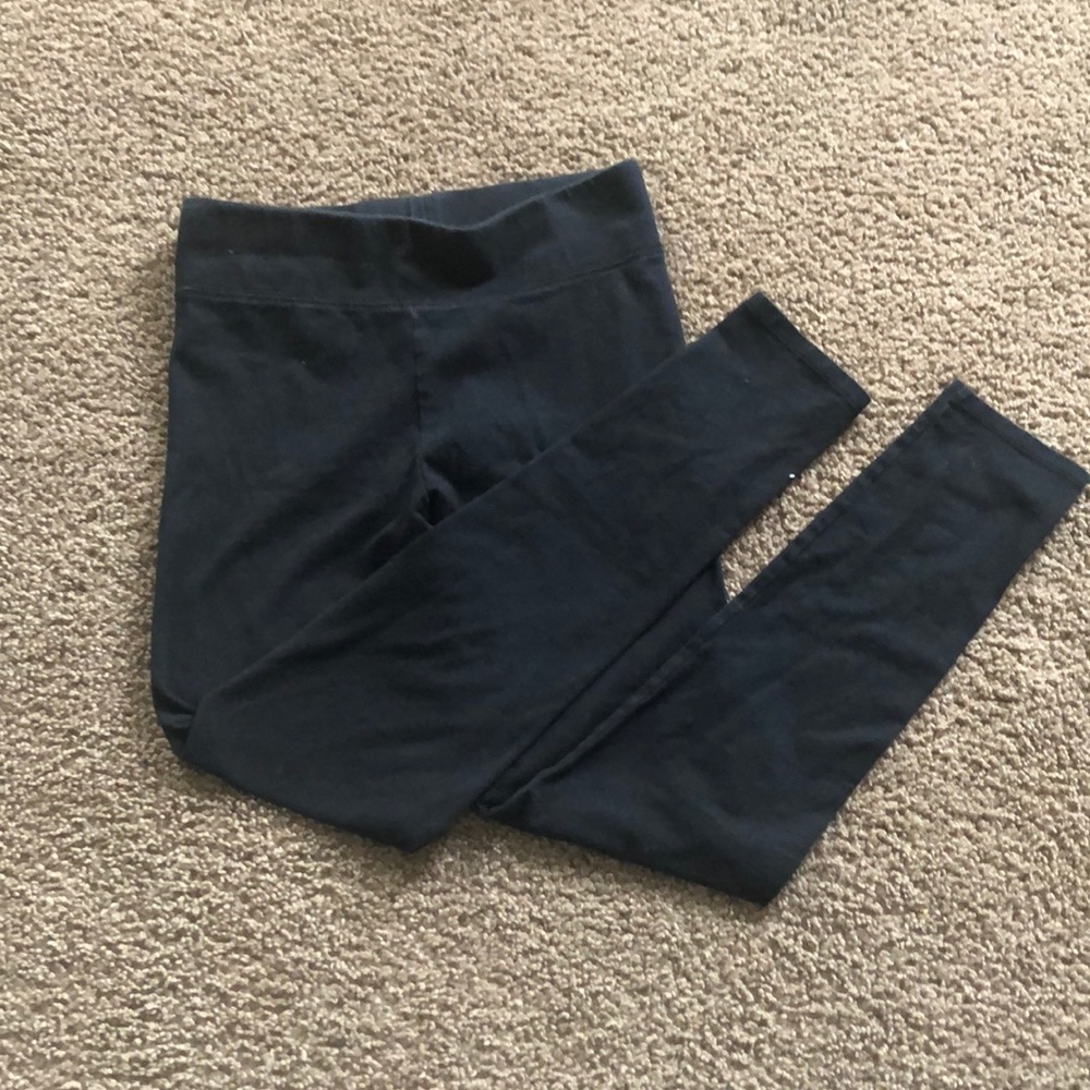 Black leggings